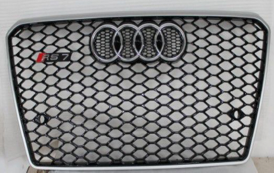 Audi A7 prednja maska RS7  